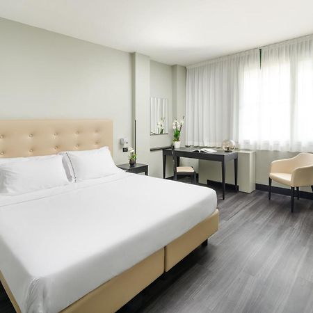 Smart Hotel King, By R Collection Hotels Varedo Esterno foto