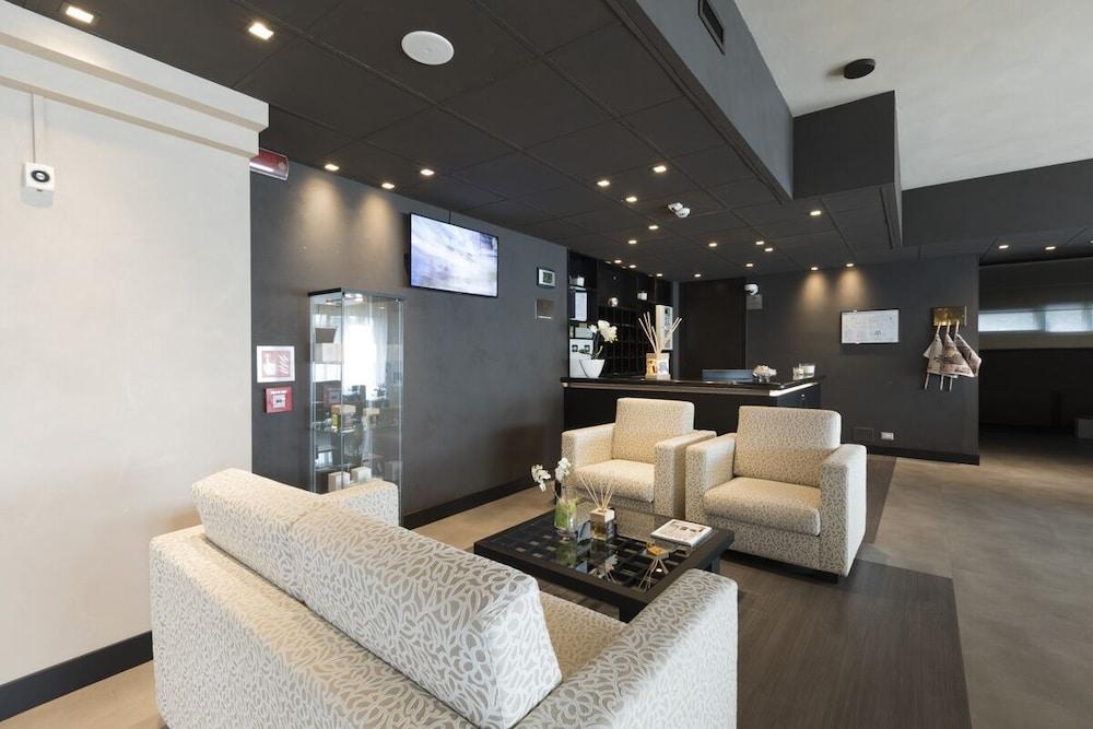Smart Hotel King, By R Collection Hotels Varedo Esterno foto