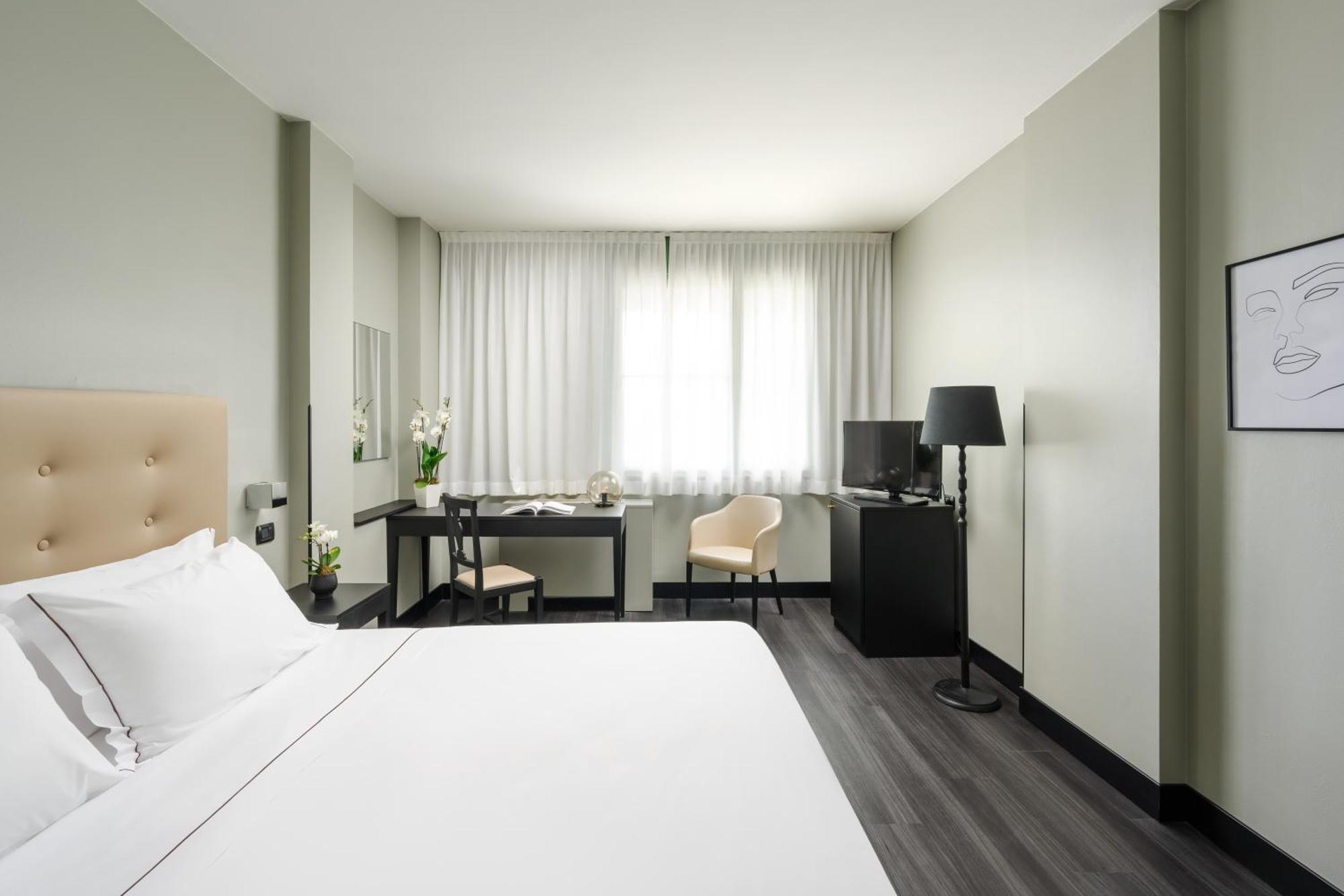 Smart Hotel King, By R Collection Hotels Varedo Esterno foto