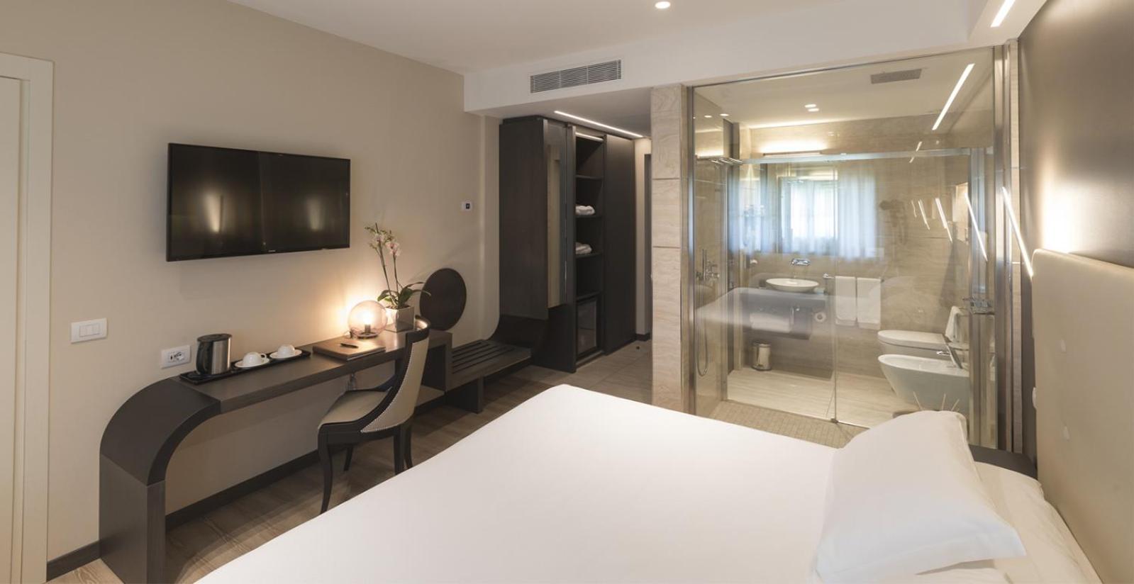 Smart Hotel King, By R Collection Hotels Varedo Esterno foto