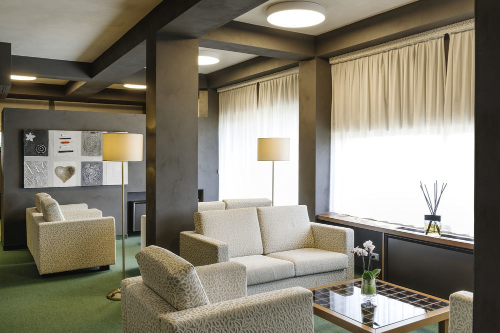 Smart Hotel King, By R Collection Hotels Varedo Esterno foto