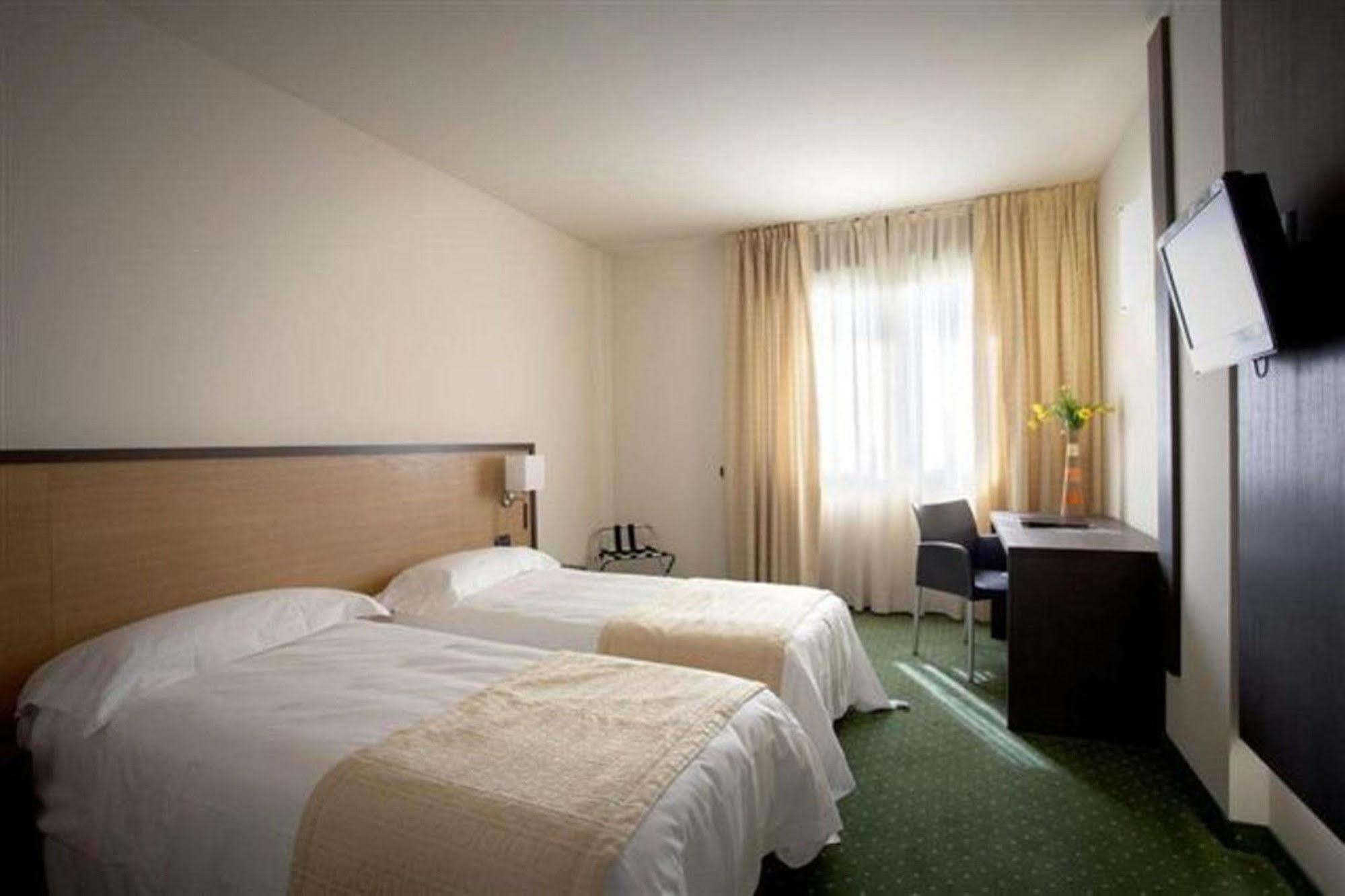 Smart Hotel King, By R Collection Hotels Varedo Esterno foto